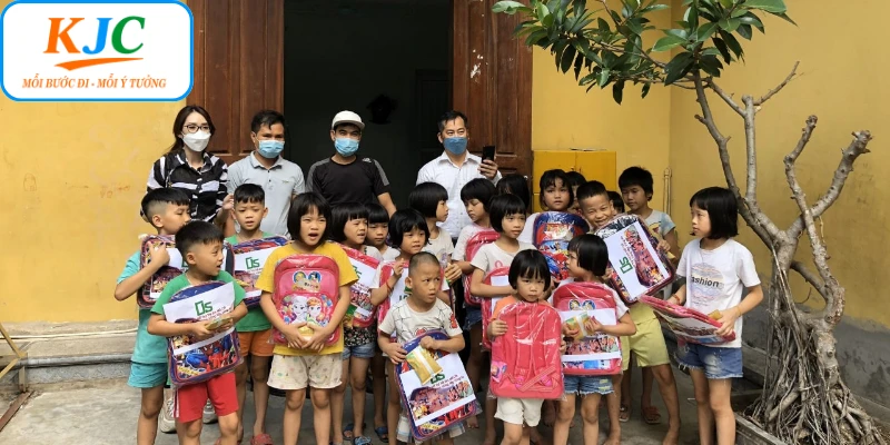 Thông điệp của hoạt động thiện nguyện cùng trẻ em khuyết tật mồ côi quận Gò Vấp